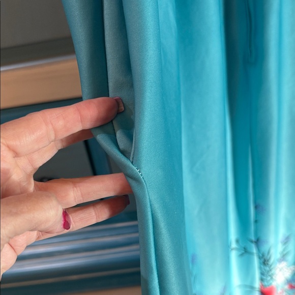 Vintage Tiffany & Co. Light Turquoise Loungewear Top with Blue Embroidered Label - Picture 8 of 8